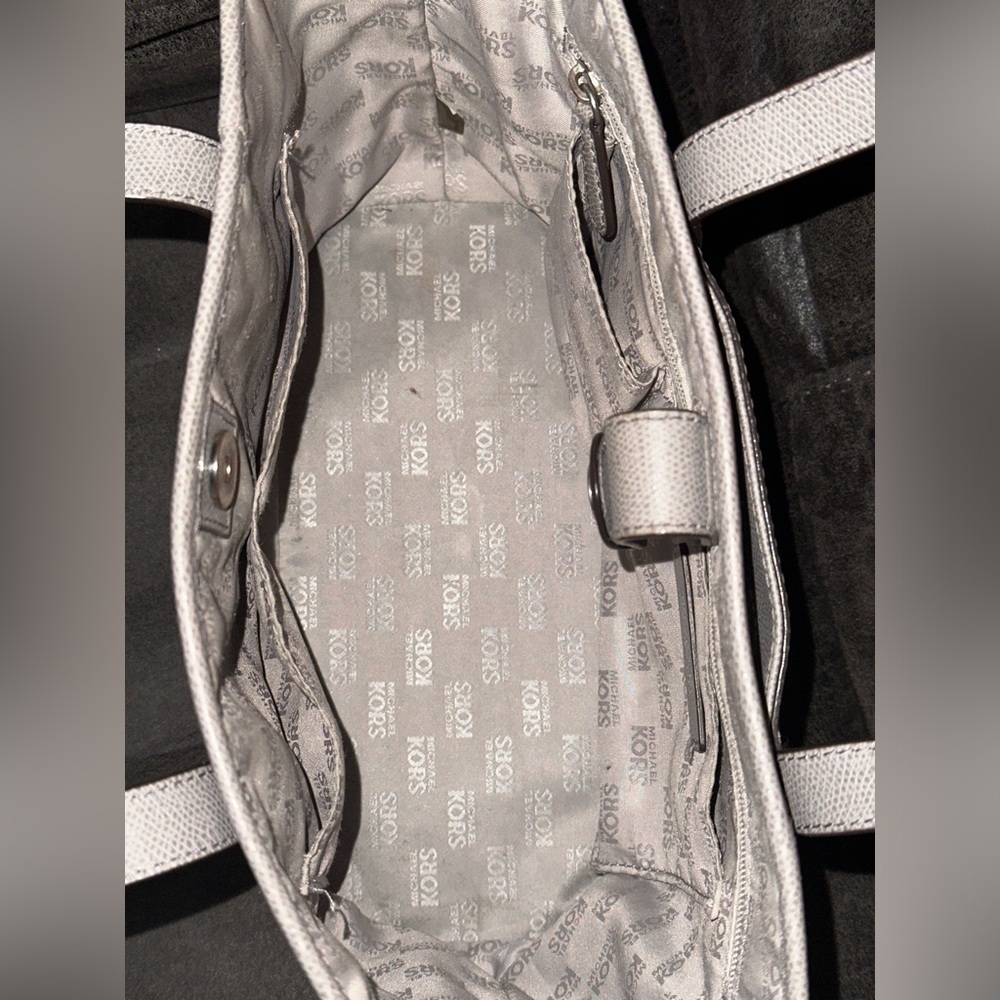 Michael Kors Gray Pebbled Leather Shoulder Bag Purse - Picture 8 of 9